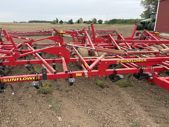 2016 Sunflower 5056 Field Cultivator