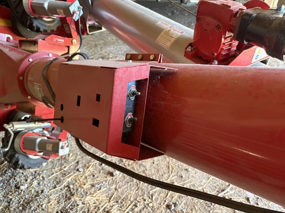 2023 Mayrath HX2 10-63 Grain Auger