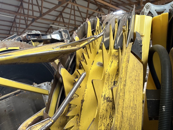 2022 John Deere 772 Header Forage