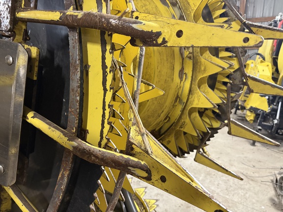 2023 John Deere 772 Header Forage