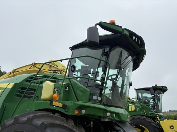 2022 John Deere 9900 Forage Harvester