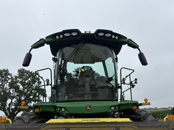 2023 John Deere 9900 Forage Harvester