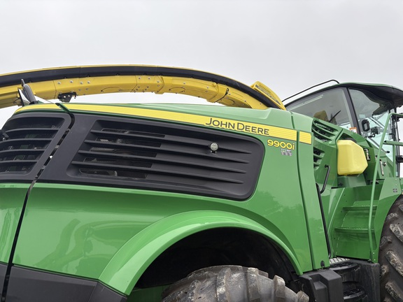 2023 John Deere 9900 Forage Harvester