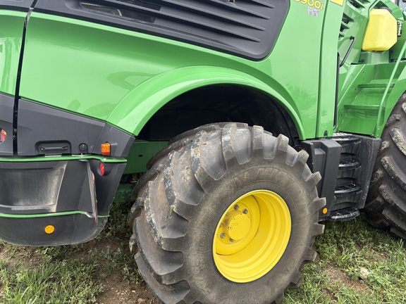 2023 John Deere 9900 Forage Harvester