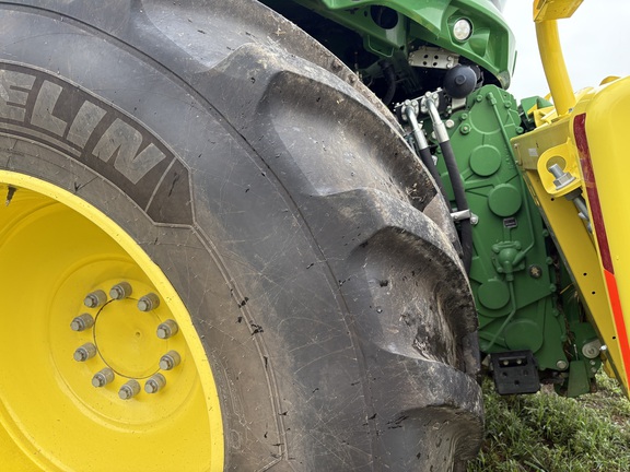 2023 John Deere 9900 Forage Harvester