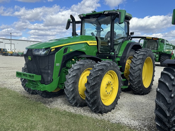 2022 John Deere 8R 310 Tractor