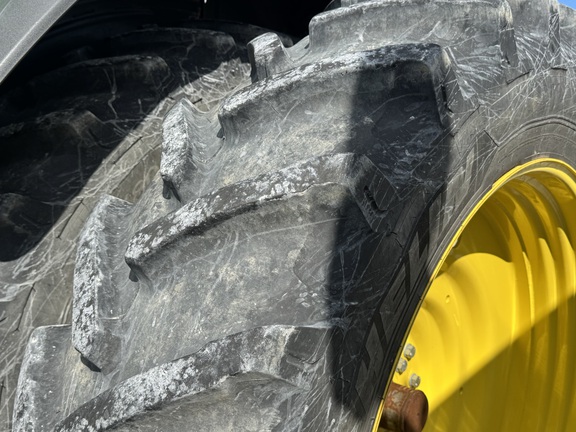 2022 John Deere 8R 310 Tractor