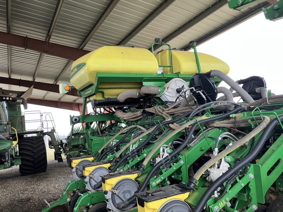 2019 John Deere 1795 Planter