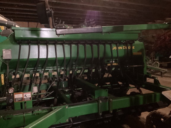 2005 John Deere 1590 Drill