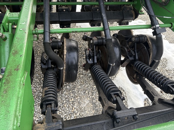 2005 John Deere 1590 Drill