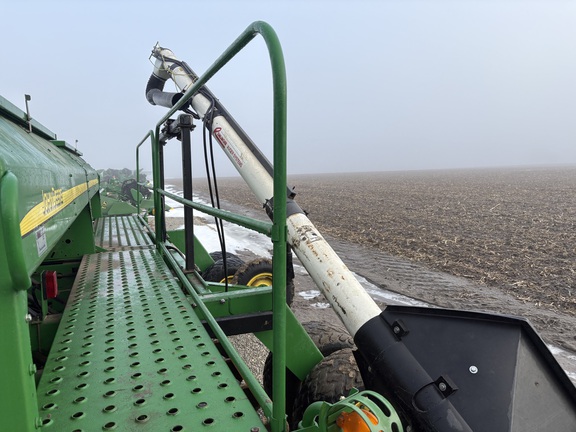 2005 John Deere 1590 Drill