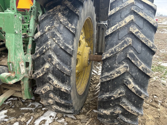 2012 John Deere 7280R Tractor