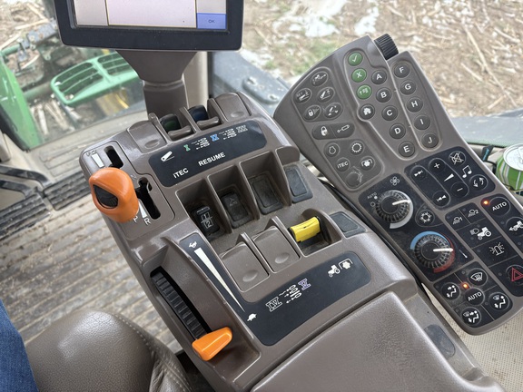 2012 John Deere 7280R Tractor