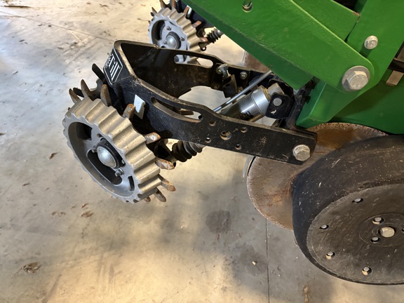 2015 John Deere 1775NT Planter