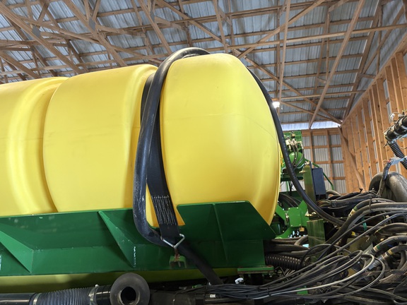 2015 John Deere 1775NT Planter