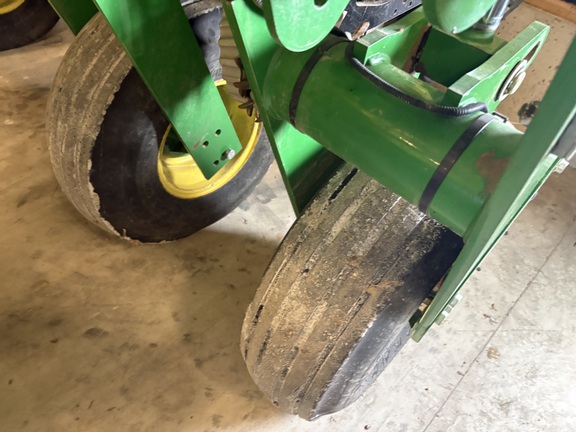 2015 John Deere 1775NT Planter