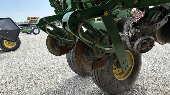 2015 John Deere 1775NT Planter