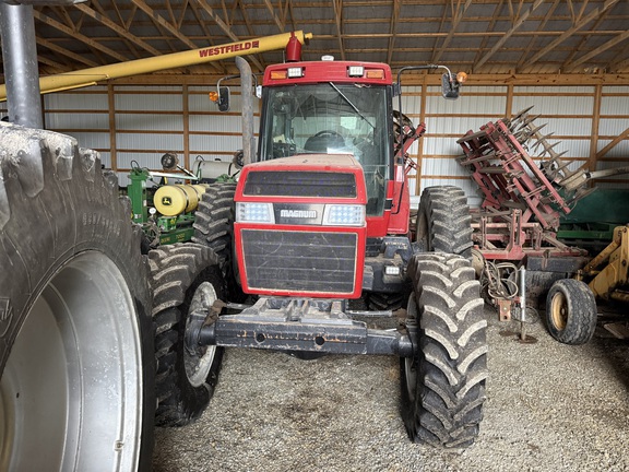 1990 Case IH 7130 Tractor