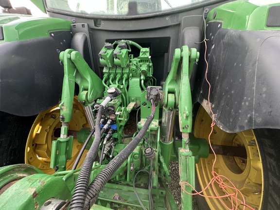 2016 John Deere 6175R Tractor