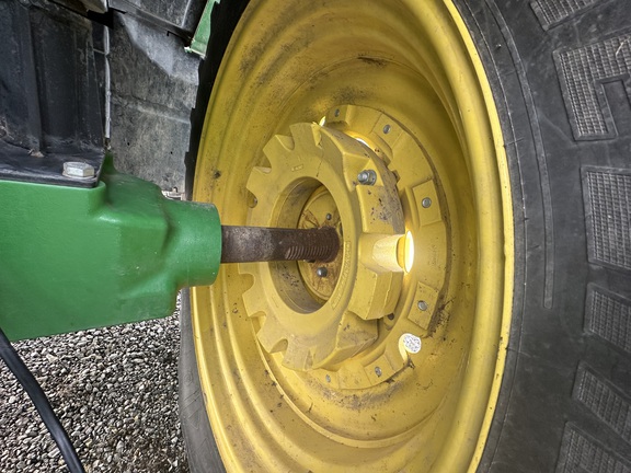 2016 John Deere 6175R Tractor