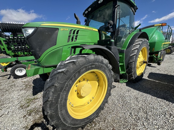 2016 John Deere 6175R Tractor