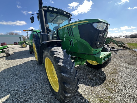 2016 John Deere 6175R Tractor