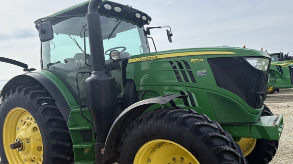 2016 John Deere 6175R Tractor