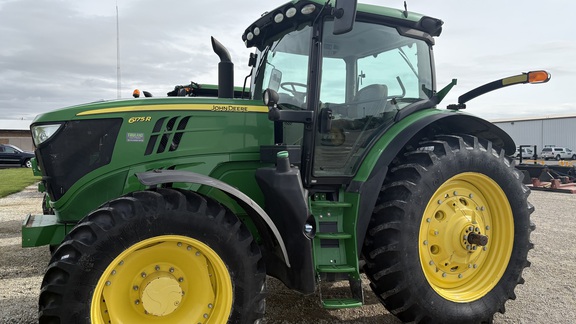 2016 John Deere 6175R Tractor