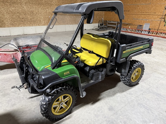 2013 John Deere XUV 825I GREEN ATV