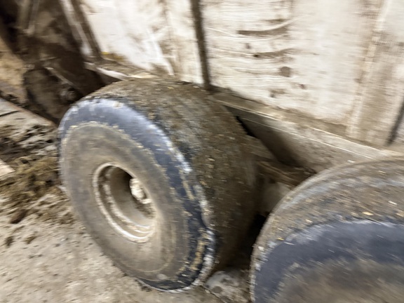 2012 Misc 8132 Manure Spreader