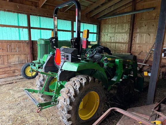 2022 John Deere 3043D Tractor Compact