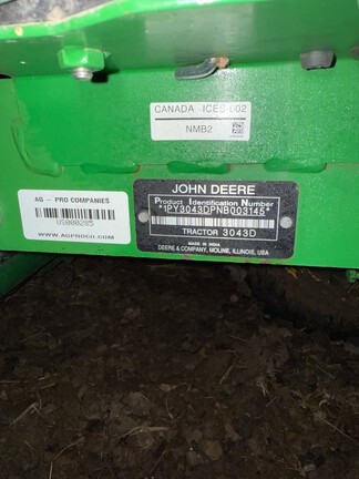 2022 John Deere 3043D Tractor Compact