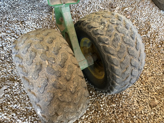 2009 John Deere 1990 Air Seeder