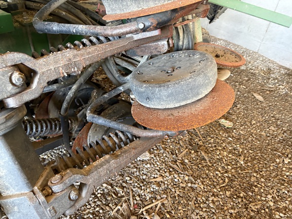 2009 John Deere 1990 Air Seeder