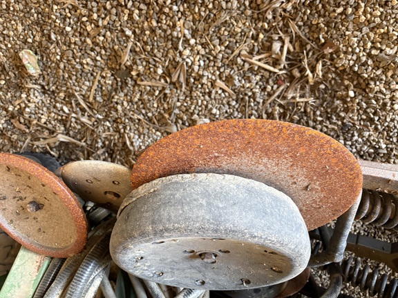 2009 John Deere 1990 Air Seeder