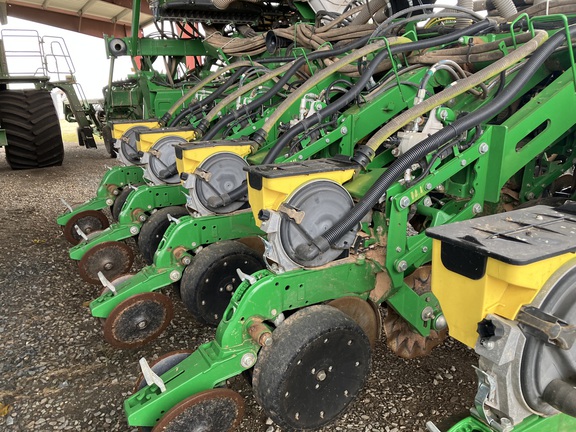 2019 John Deere 1795 Planter