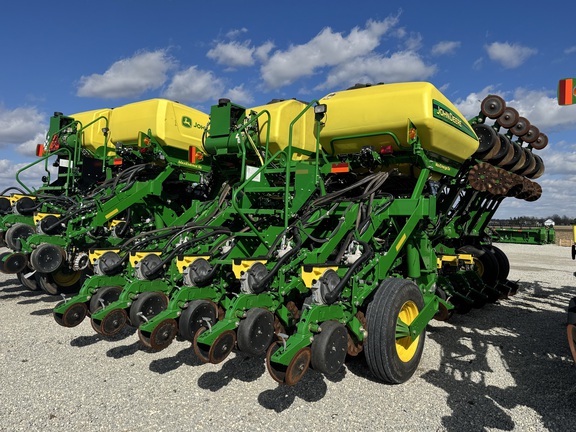 2019 John Deere 1795 Planter