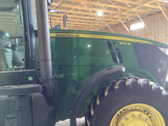 2011 John Deere 7215R Tractor
