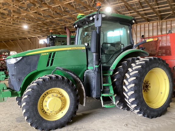 2011 John Deere 7215R Tractor