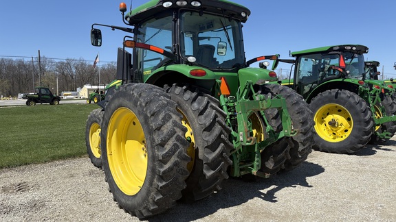 2011 John Deere 7215R Tractor