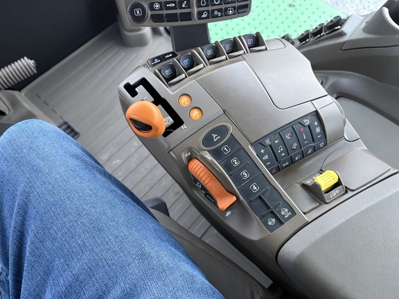 2023 John Deere 9R 640 Tractor 4WD