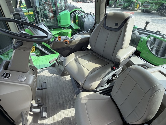 2023 John Deere 9R 640 Tractor 4WD