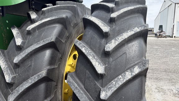 2014 John Deere 9360R Tractor 4WD