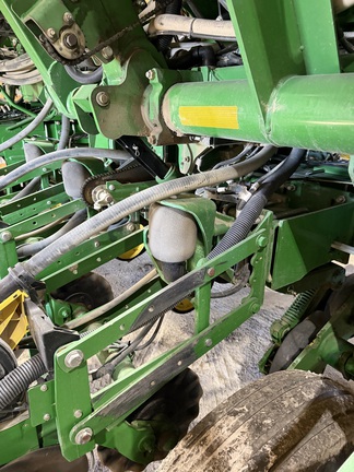 2013 John Deere 1790 Planter