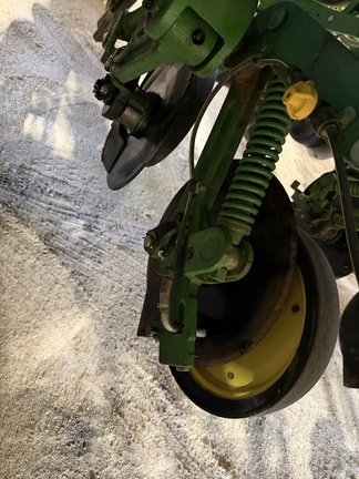 2013 John Deere 1790 Planter