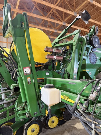 2013 John Deere 1790 Planter