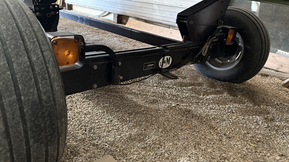 J&M HT8 Header Transport