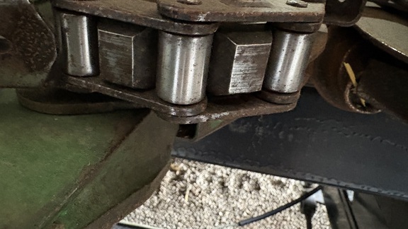 2009 John Deere 608C Header Corn Head