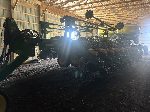2023 John Deere DB60 Planter