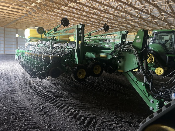 2023 John Deere DB60 Planter